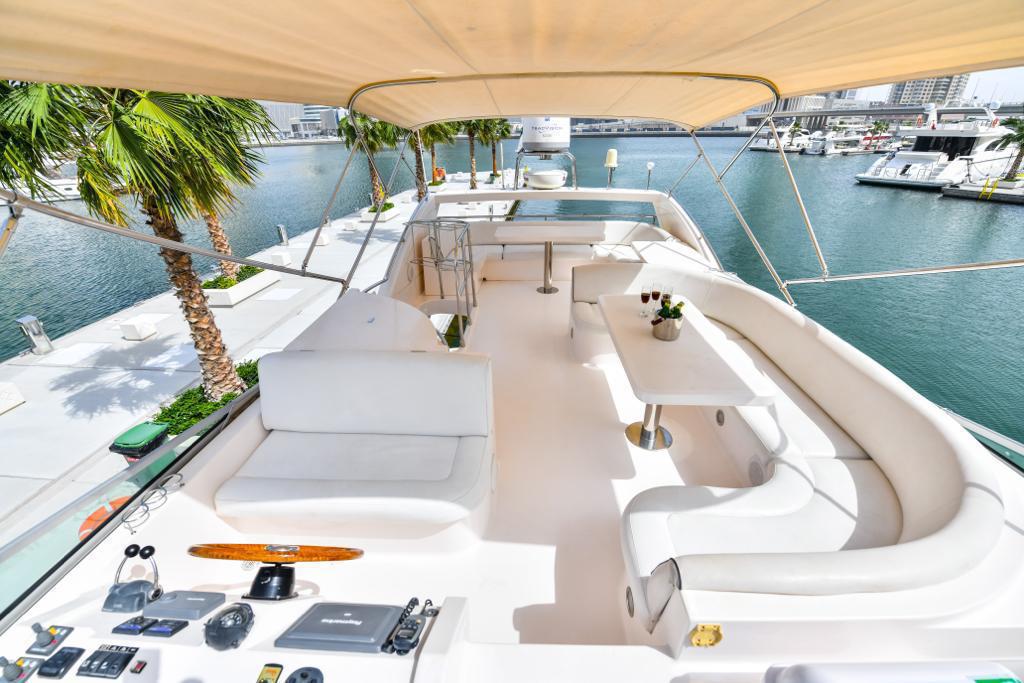 MAJESTY 56FT Back
