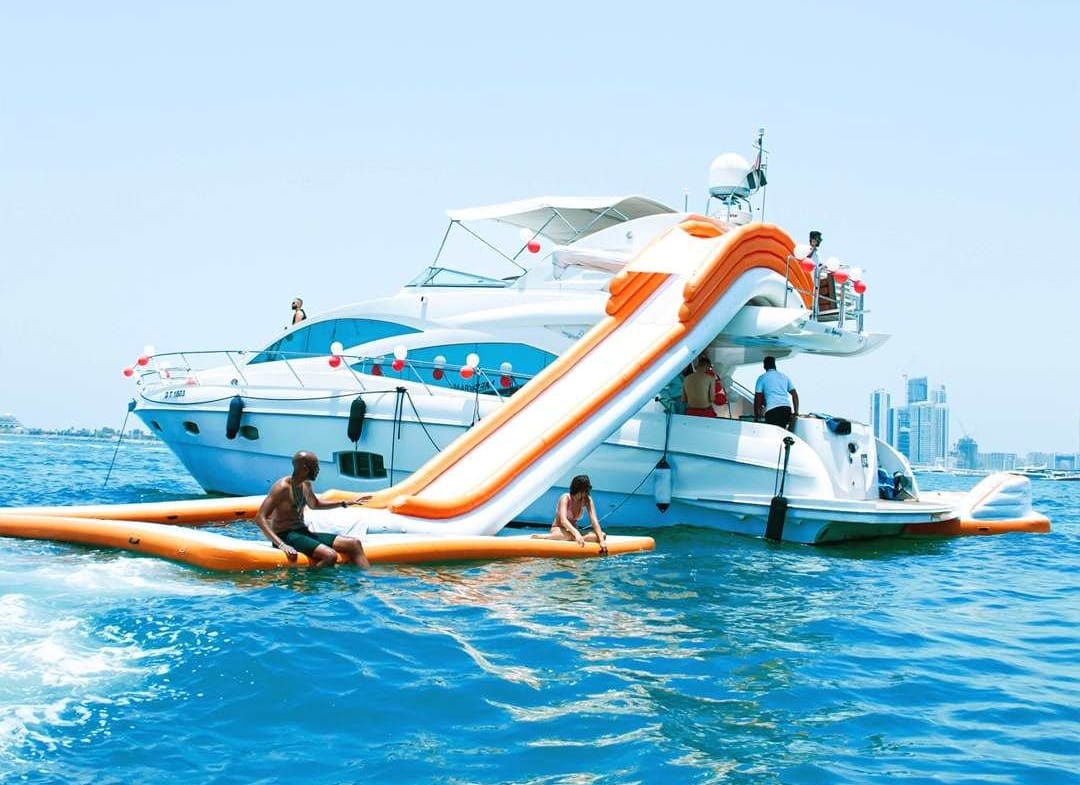 AZIMUT Front